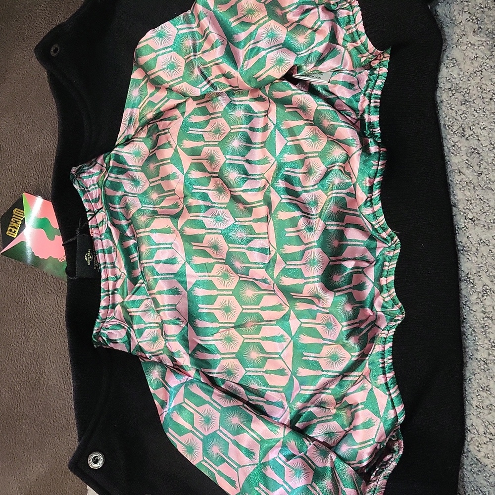 Wicked Jacket 💚🩷 - Picture 13 of 16